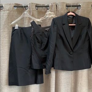 NWT Kasper suit size 6